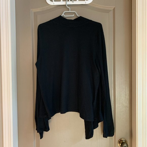 classic black cardigan - Picture 4 of 6